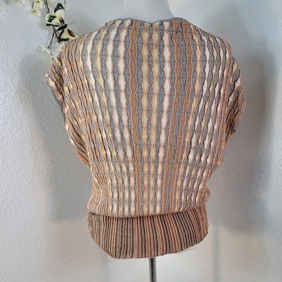 ANTHROPOLOGIE NESSA PULLOVER BY MOTH ORANGE TEXTURED SHORT SLEEVE TOP SZ SMALL - Picture 13 of 16